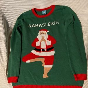 Norther pole Christmas sweater size medium